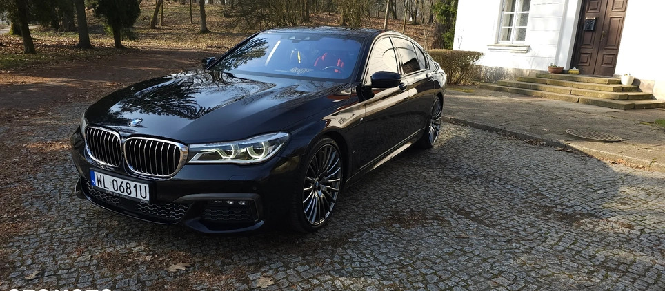 BMW Seria 7 cena 165000 przebieg: 260000, rok produkcji 2016 z Legionowo małe 497